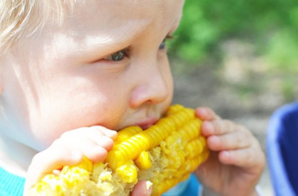 Naučite decu da vole kukuruz