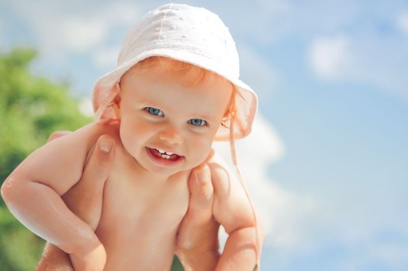 Nove preporuke pedijatara: Zaštitite dete i sebe od prekomernog izlaganja suncu