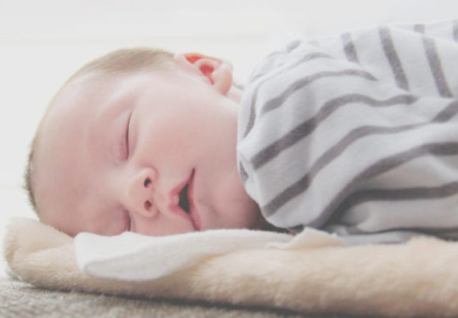 Montesori metod za prvih šest meseci sa bebom kod kuće