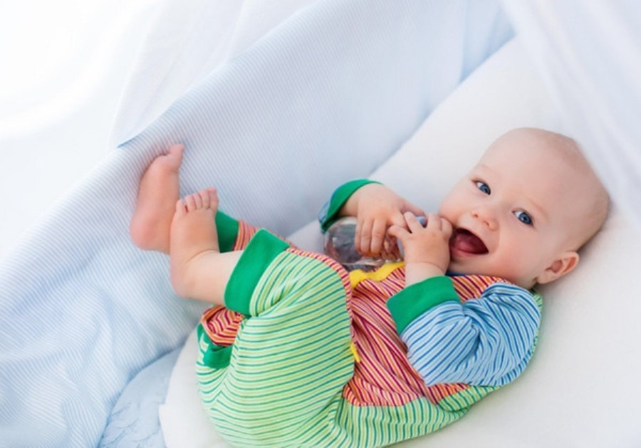 Šta da radite ako vam se beba ujutro PRERANO BUDI? Dragoceni saveti pedijatra