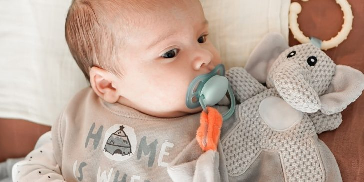 Štucanje kod beba je korisno za razvoj bebinog mozga