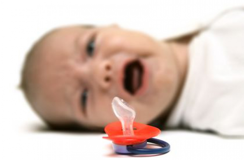 Kako utešiti bebu koja plače