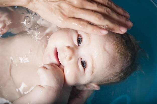 5 najčešćih grešaka zbog kojih svoje bebe kupate na potpuno pogrešan način