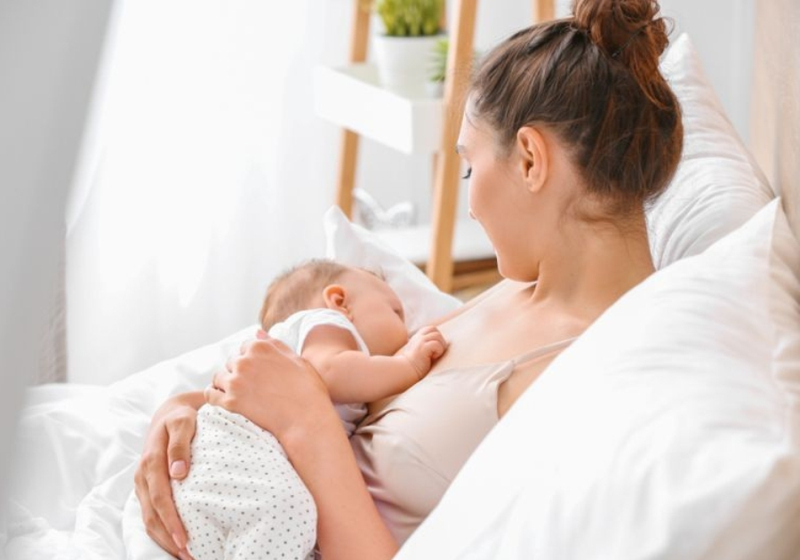 Zabrinuta mama: Kako da znam da li moja beba dobija dovoljno mleka
