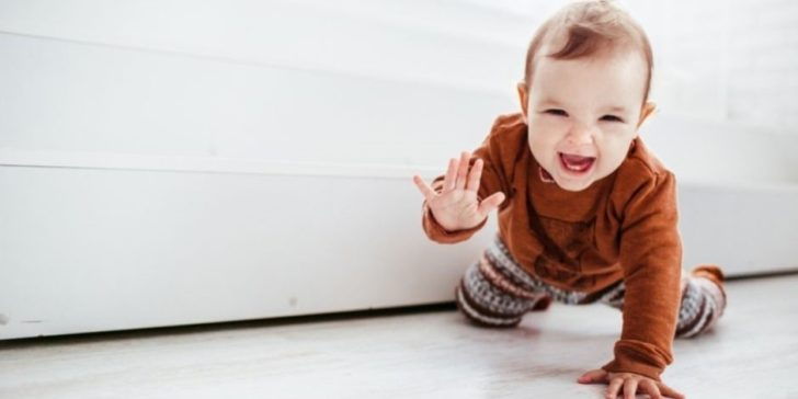 Miljokazi: Psihomotorni razvoj bebe 7-9 meseci