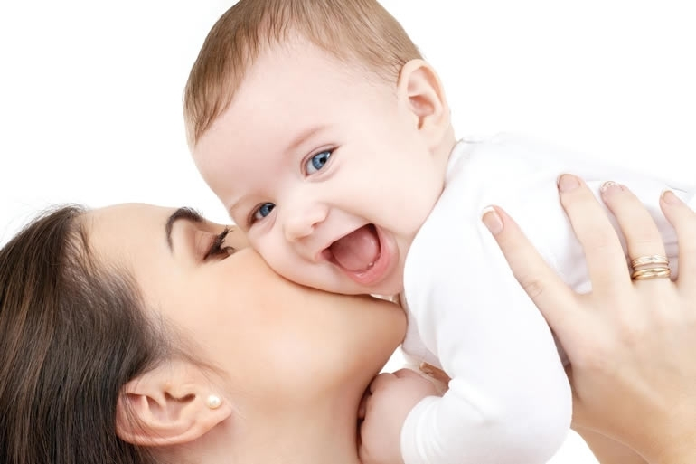 Kako preživeti prve dane majčinstva