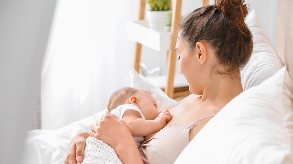 Koje su prednosti dojenja za bebu, a koje za majku?